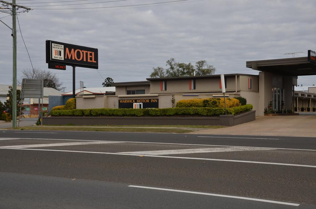 Warwick Motor Inn Esterno foto