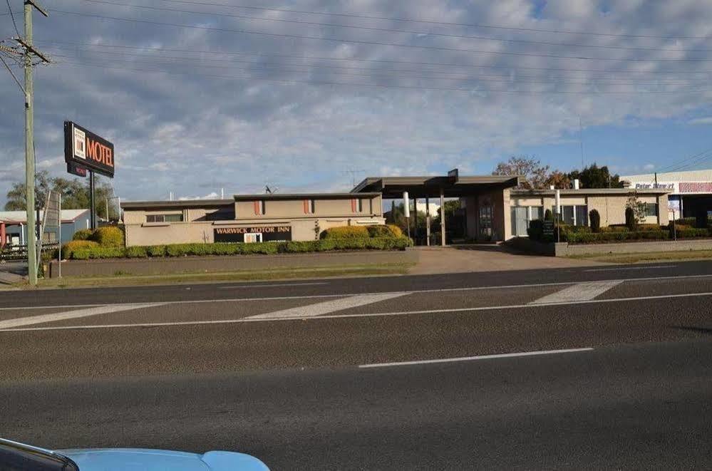 Warwick Motor Inn Esterno foto