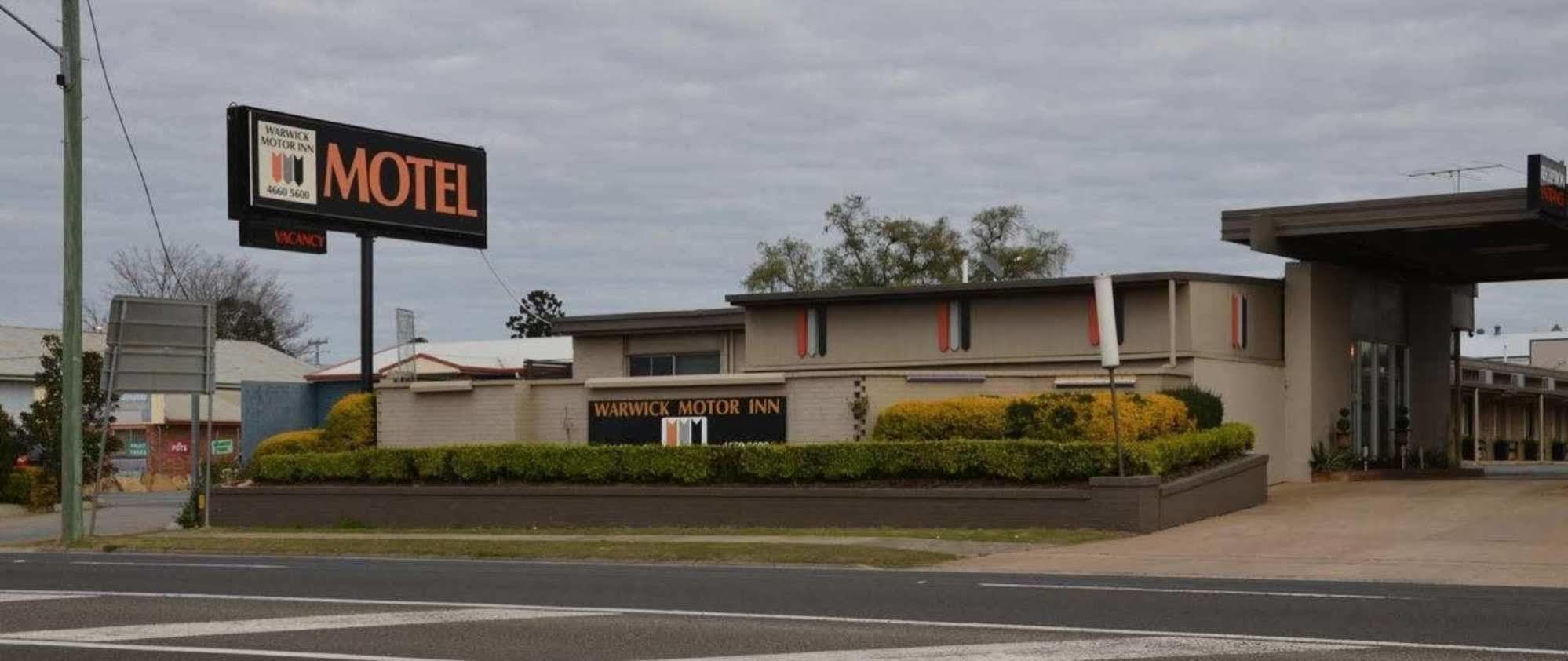 Warwick Motor Inn Esterno foto